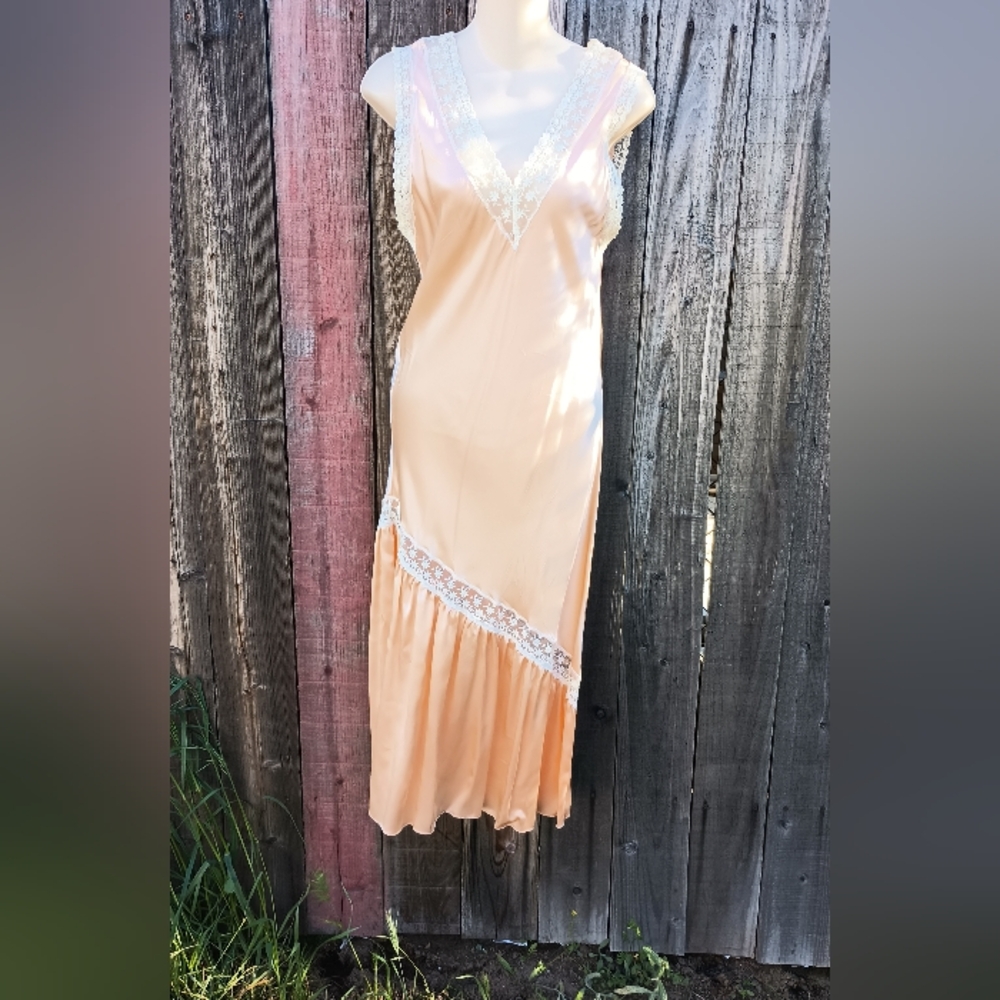 Vintage silk Gown/Slipdress/Nightgown